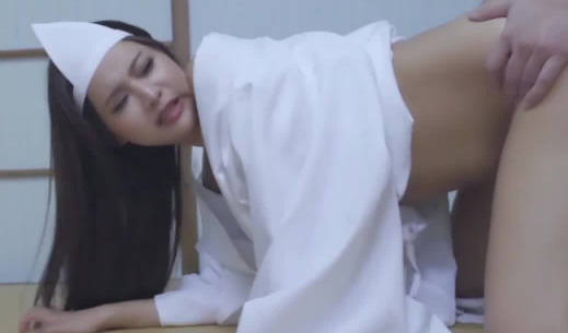 JVID・来去乡下住一晚出差没想到却撞鬼了