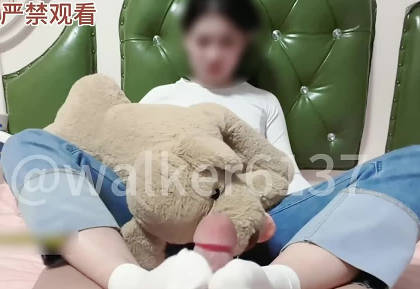 极品校花学生妹给大神口交完帮大神舔菊花・狮子座