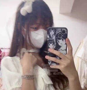 白色芙拉小姐・软软兔